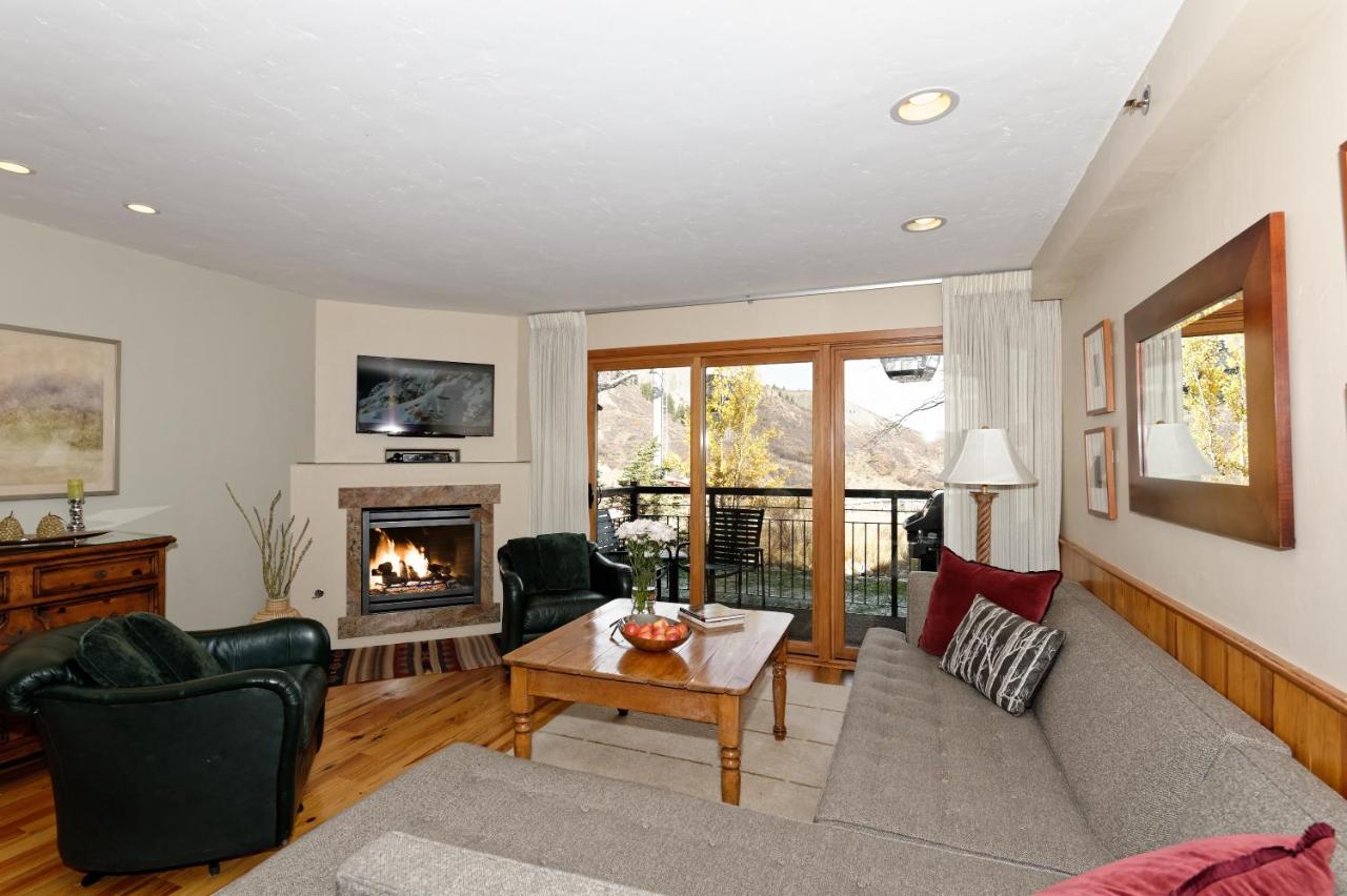 | The Crestwood Snowmass Village
