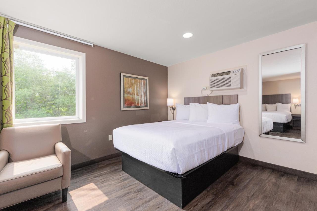 | Econo Lodge Cherokee