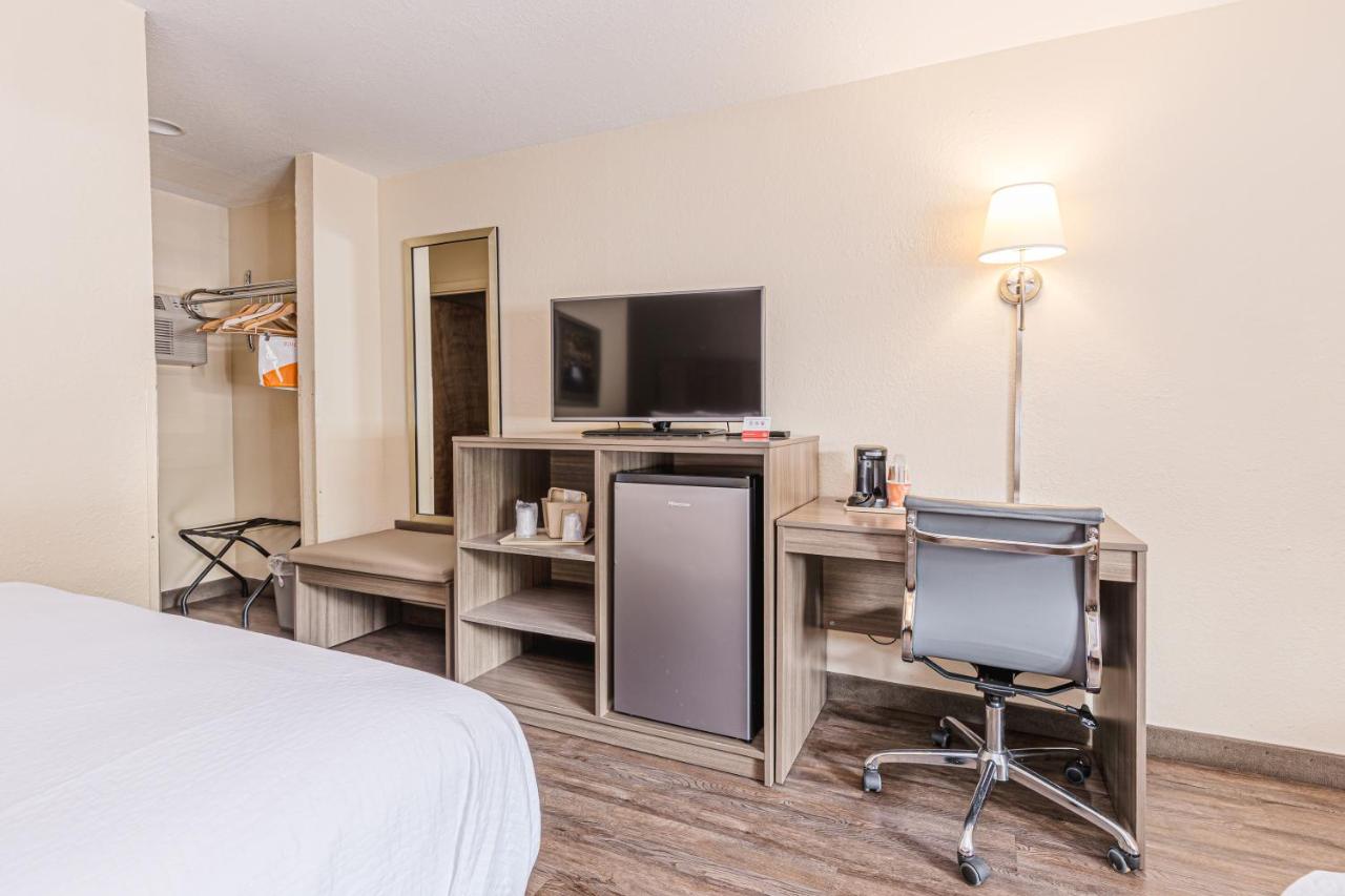 | Econo Lodge Cherokee