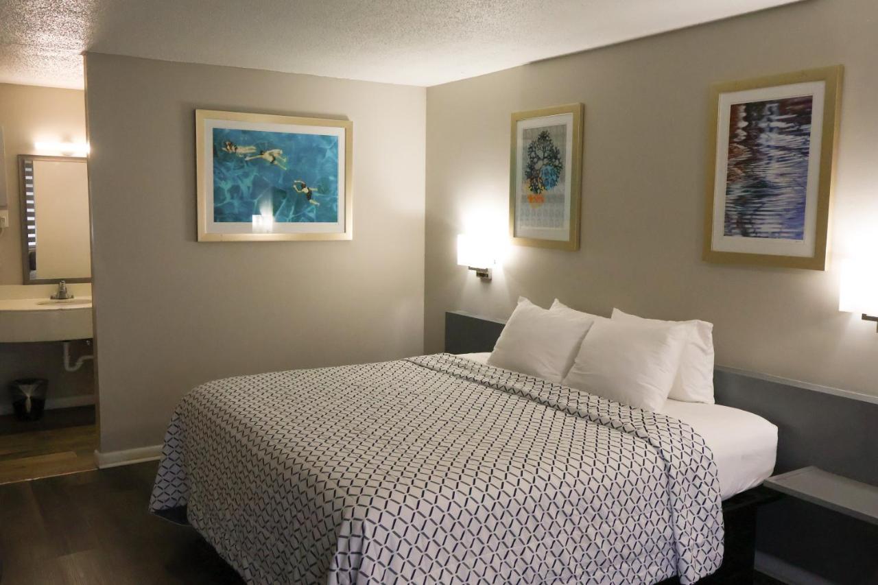 | Economy Inn Historic District