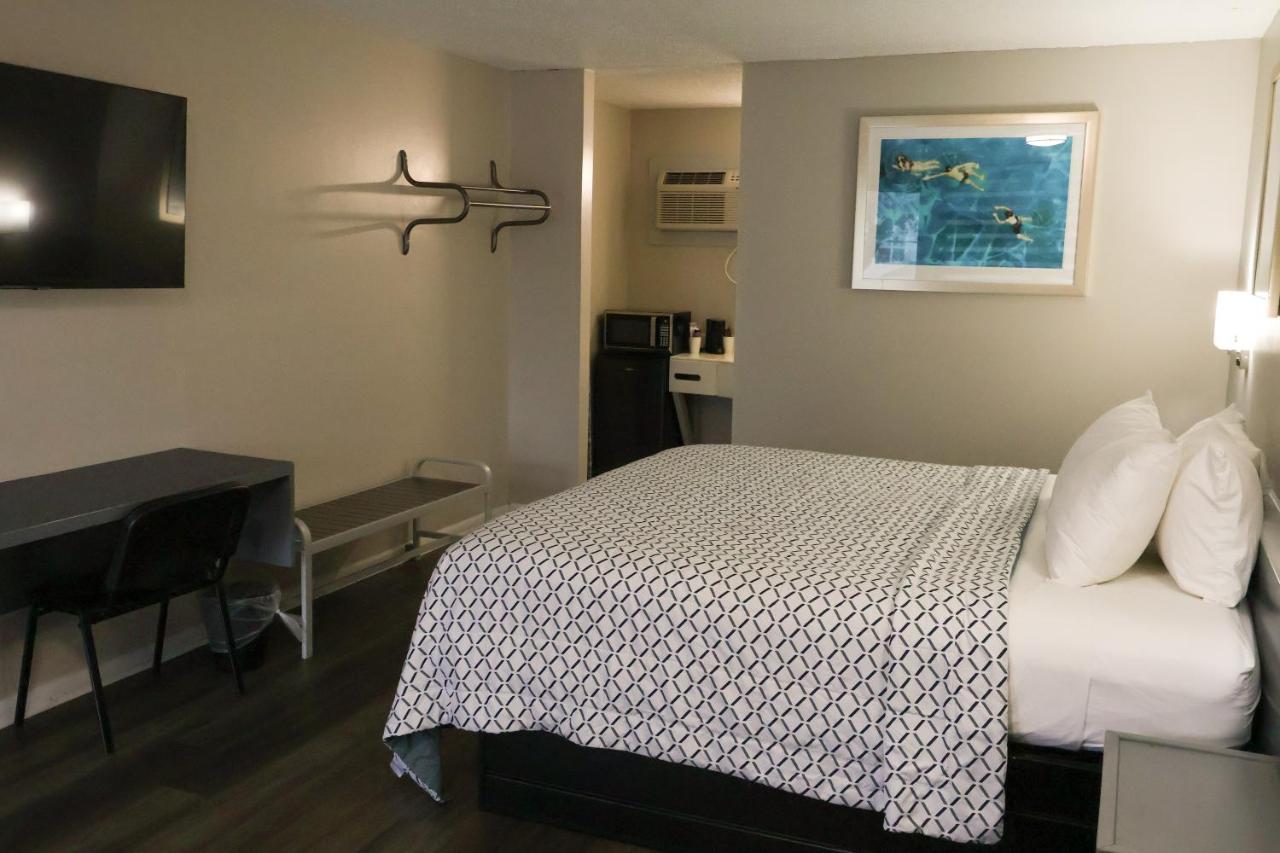 | Economy Inn Historic District