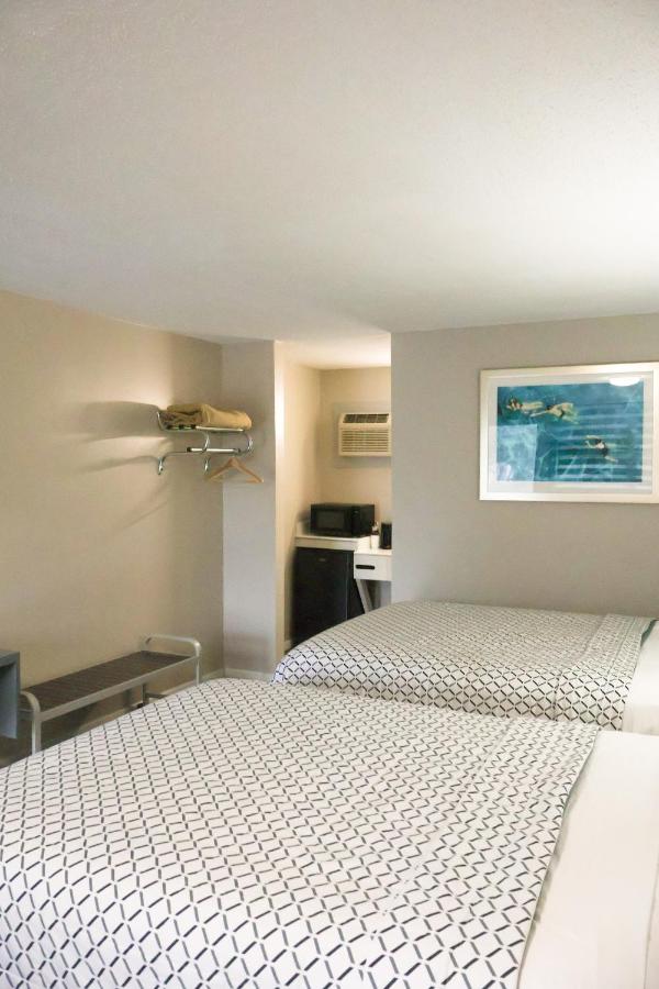 | Economy Inn Historic District