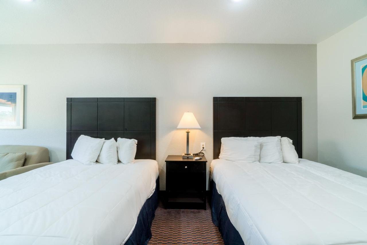  | Budget Host Inn