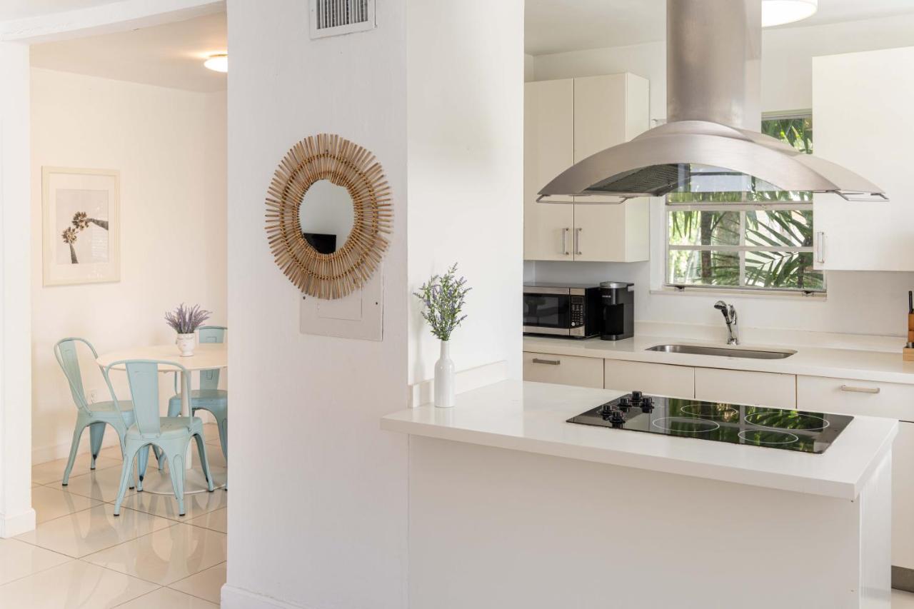 One-Bedroom Apartment at Miami River Inn By Renzzi