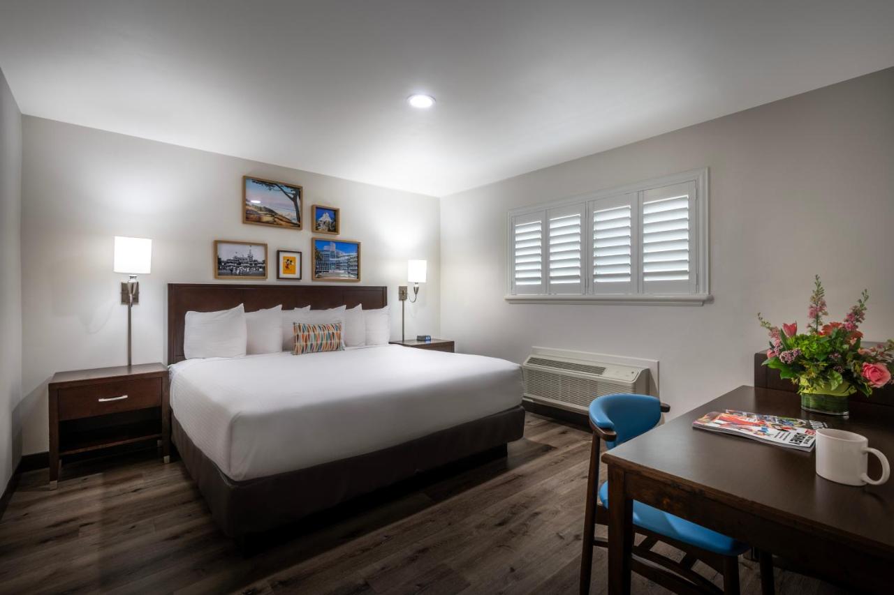 | Alpine Inn near Convention Center and the Park