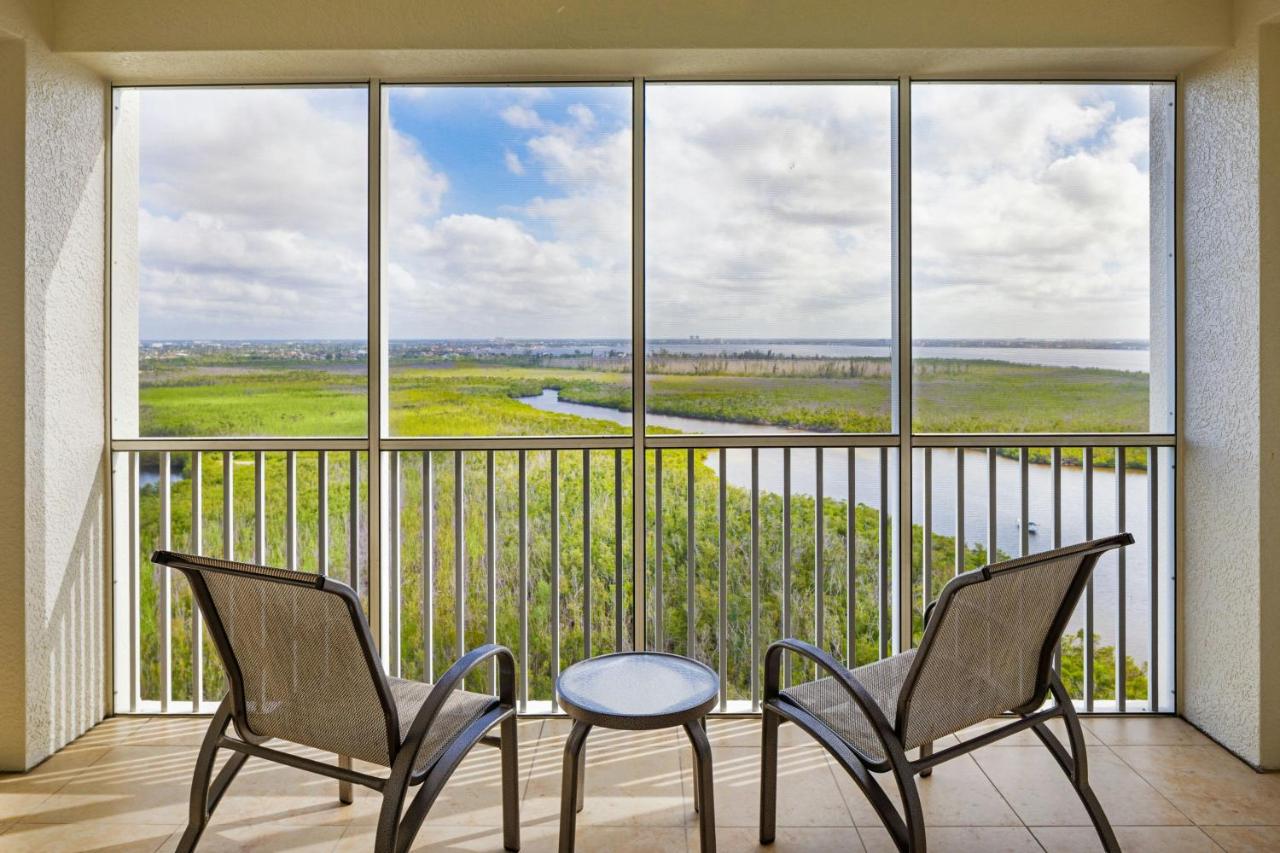 Standard Double Room with Two Double Beds at The Westin Cape Coral Resort At Marina Village