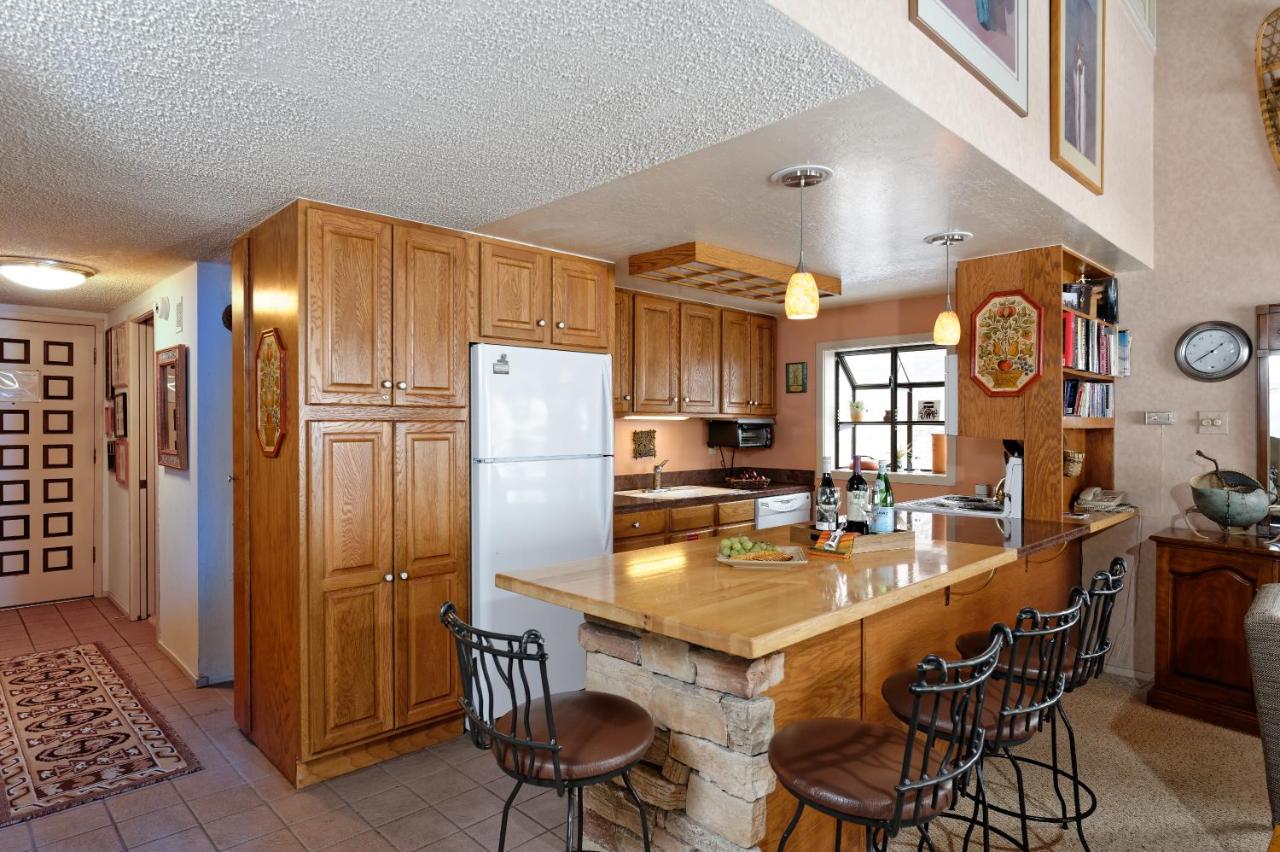 | The Crestwood Snowmass Village