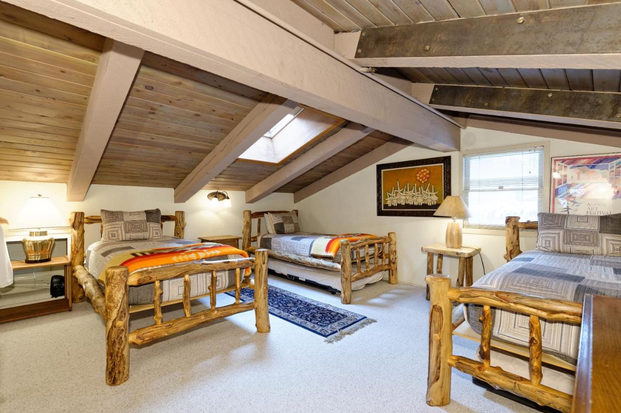 | The Crestwood Snowmass Village