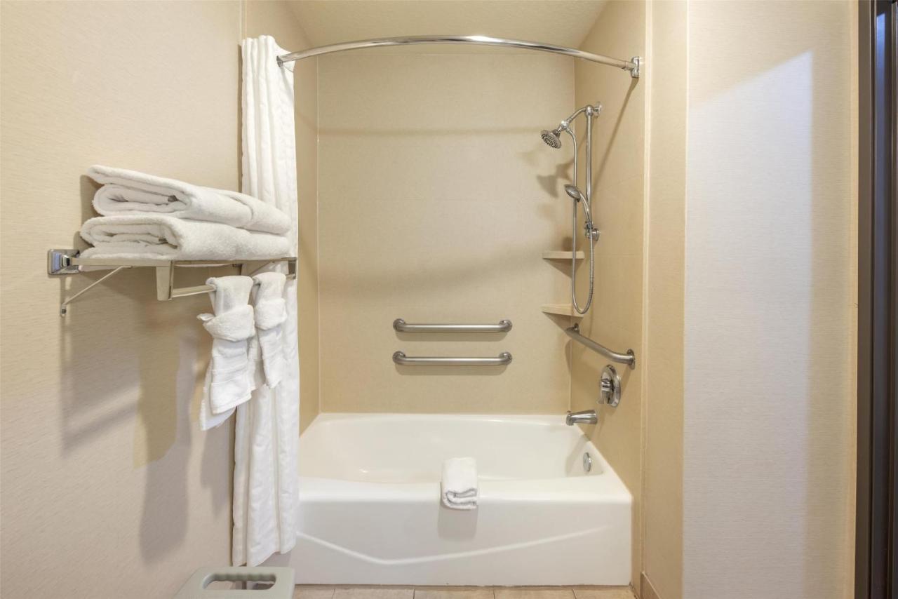 King Room - Disability Access - Non Smoking at Best Western Plus Atrium Inn