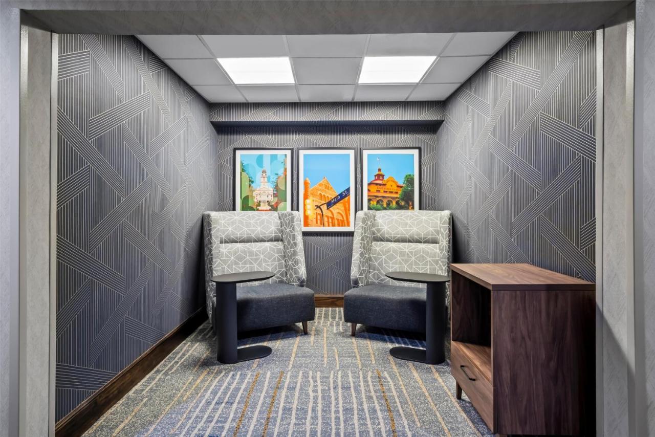| Hampton Inn and Suites Trophy Club - Fort Worth North