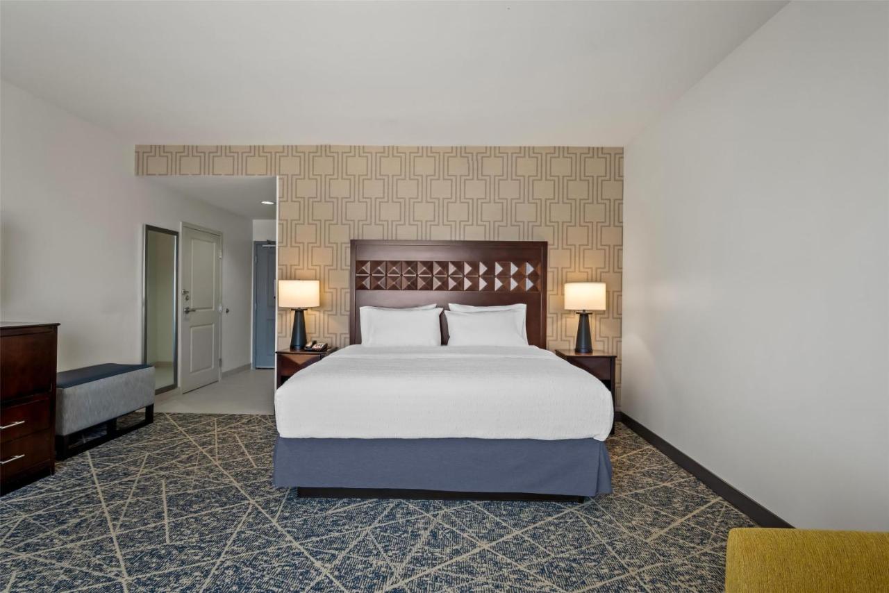 | Hampton Inn and Suites Trophy Club - Fort Worth North