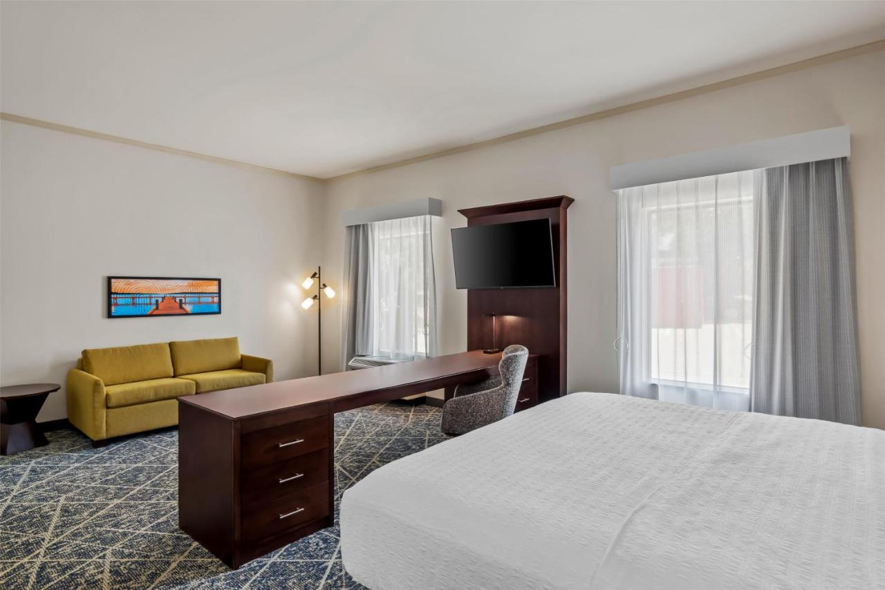 | Hampton Inn and Suites Trophy Club - Fort Worth North
