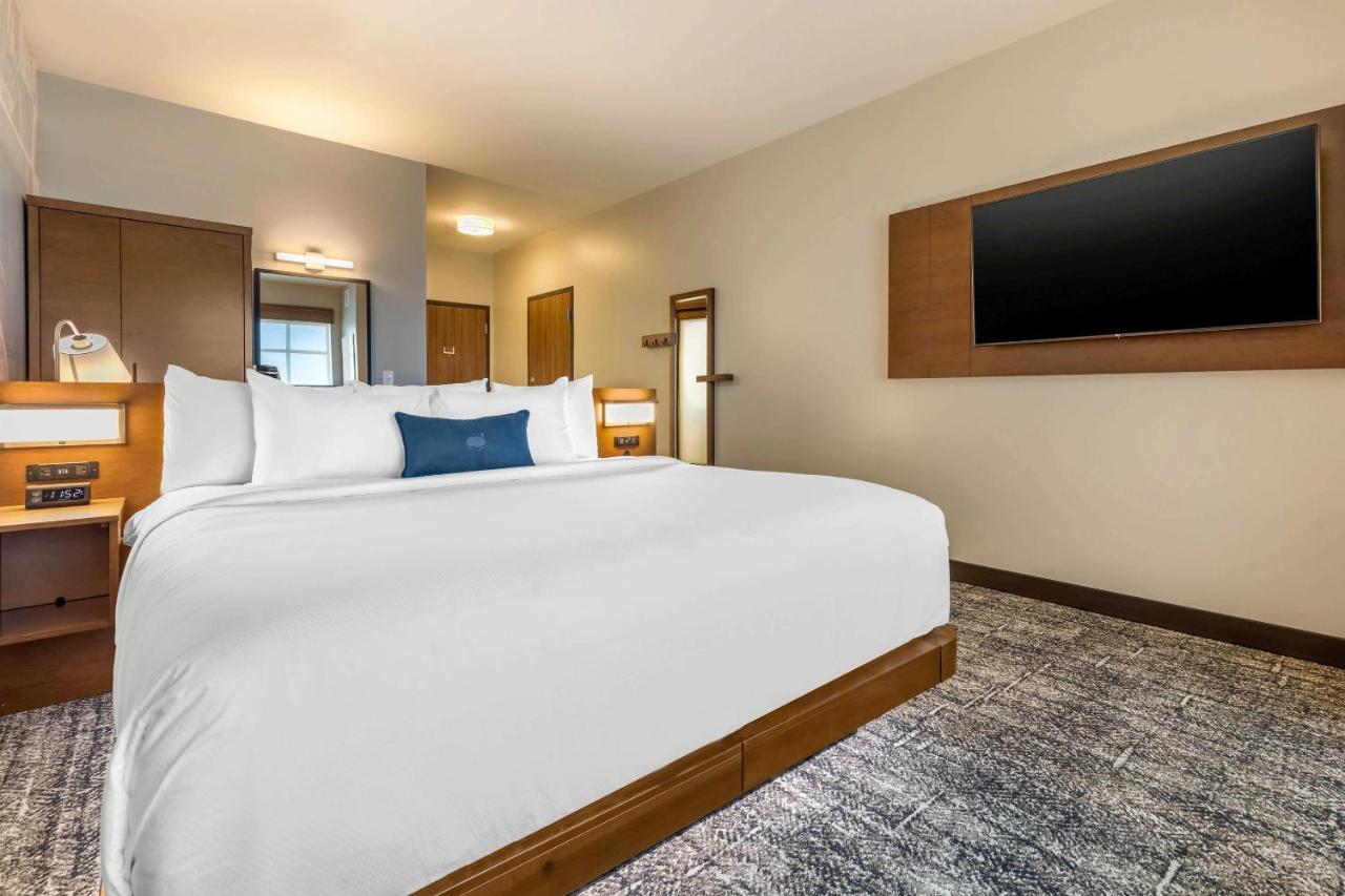 King Room - Non-Smoking at Cambria Hotel Davenport Quad Cities