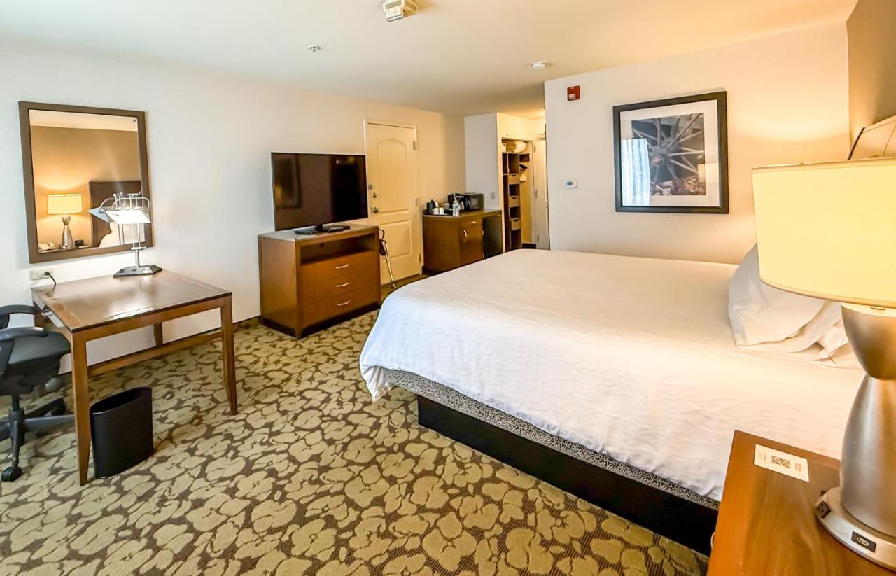 King Room - Disability Access at Hilton Garden Inn Gilroy