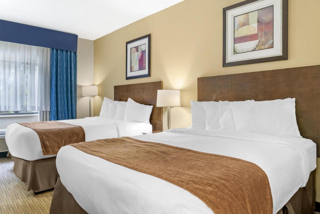 | Best Western Port Huron Blue Water Bridge