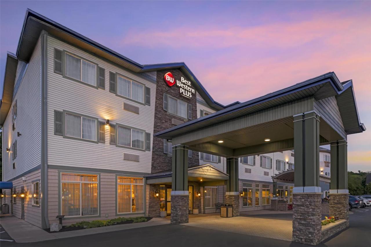  | Best Western PLUS Vineyard Inn and Suites