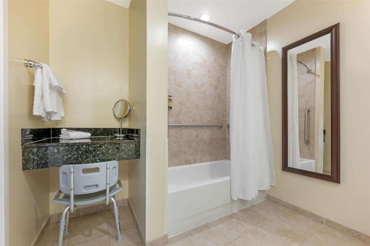  | Best Western PLUS Vineyard Inn and Suites