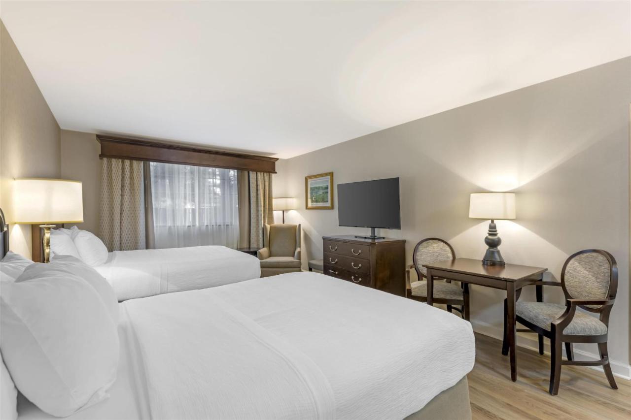  | Best Western PLUS Vineyard Inn and Suites