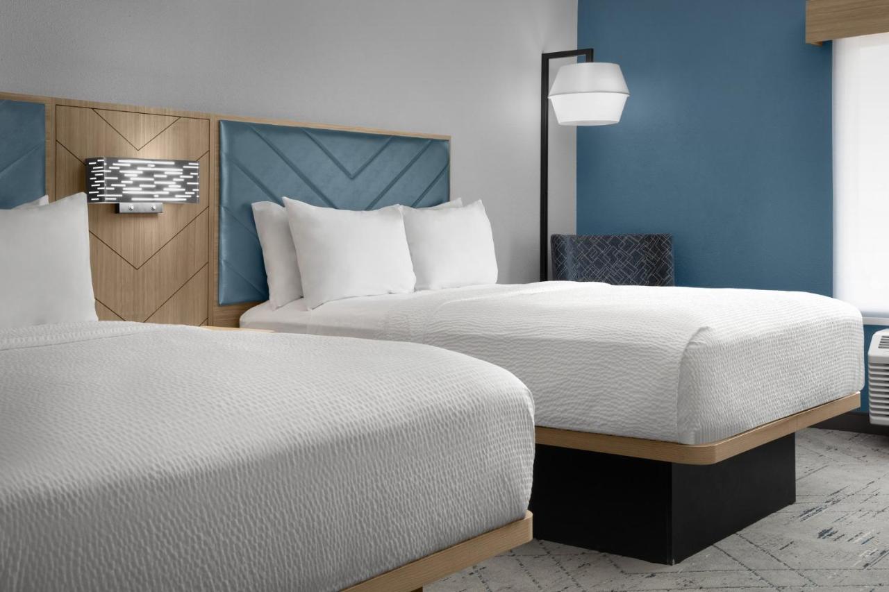 Queen Room with Two Queen Beds at Holiday Inn Express Hotel & Suites DFW West - Hurst by IHG