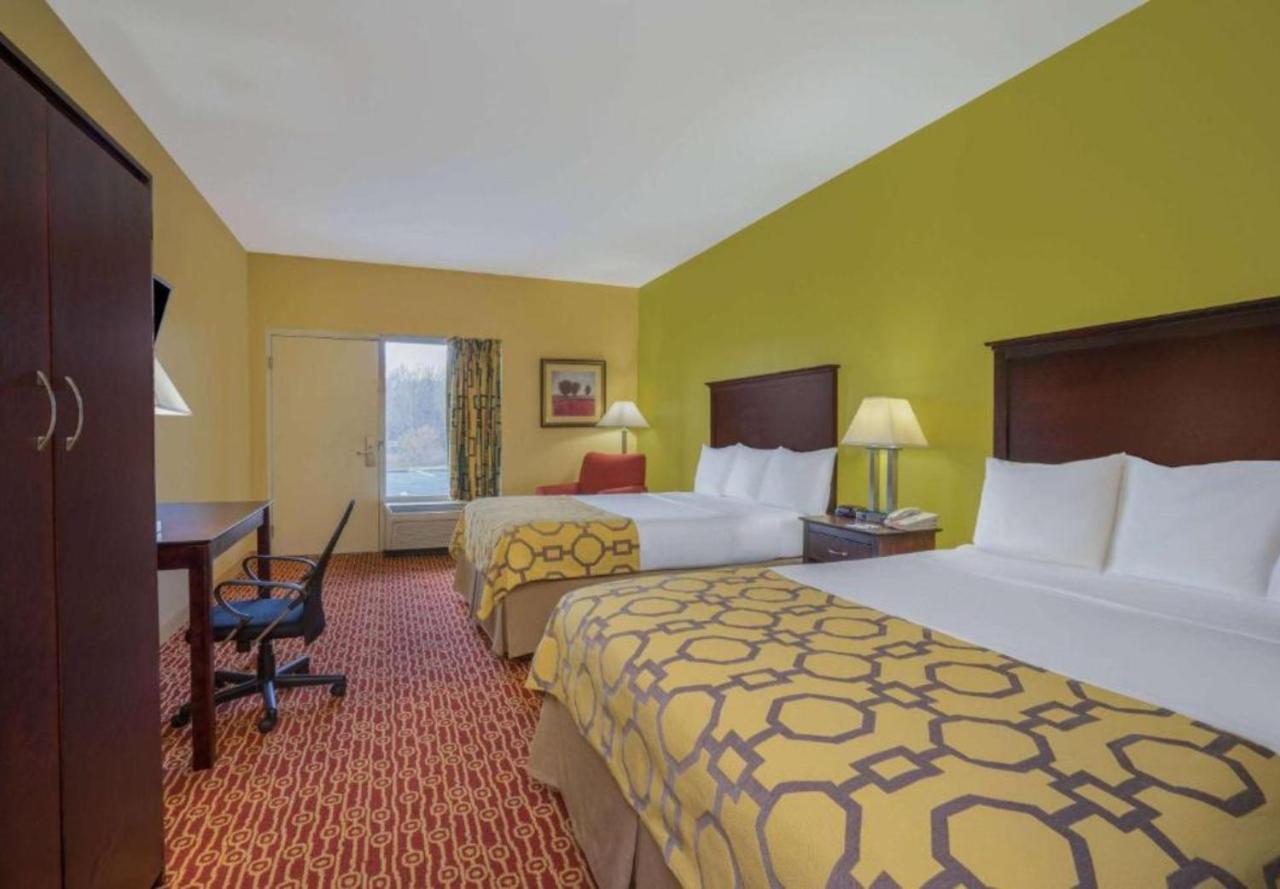 | Baymont by Wyndham Warrenton