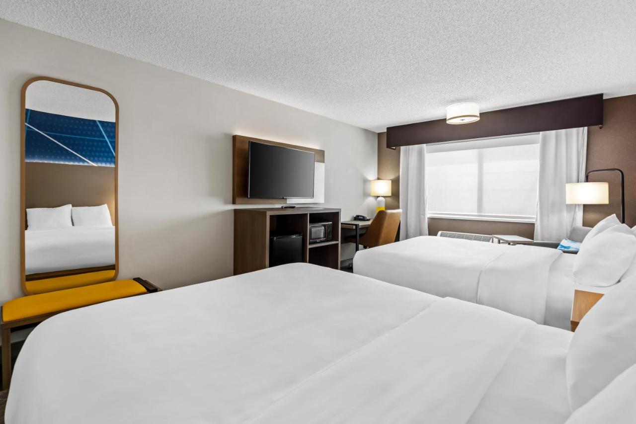 Queen Room with Two Queen Beds - Non-Smoking at Comfort Inn Grand Junction I-70