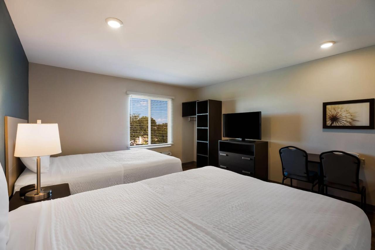 Double Room with Two Double Beds - Non-Smoking at WoodSpring Suites Orlando West - Clermont