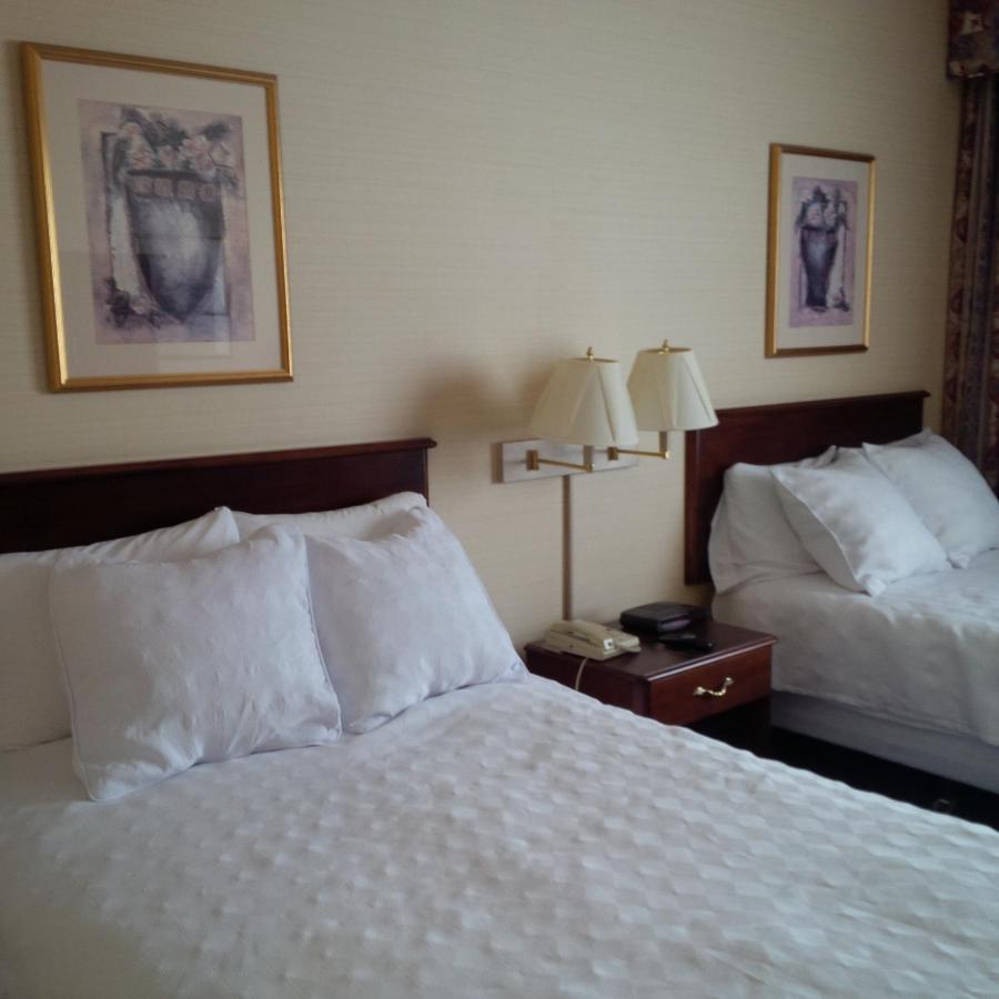 | Maron Hotel & Suites
