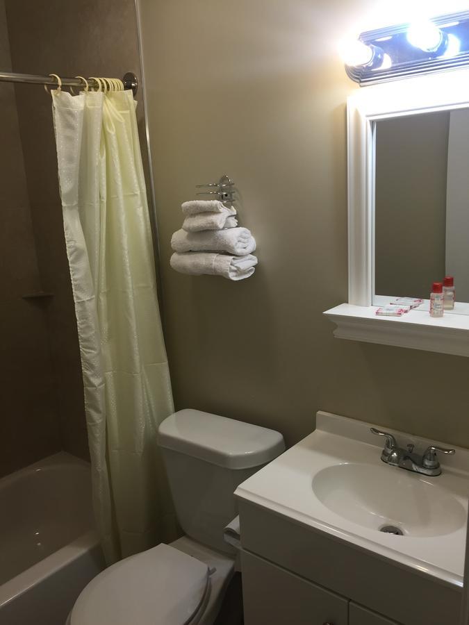 | Scottish Inn and Suites - Bensalem-Philadelphia