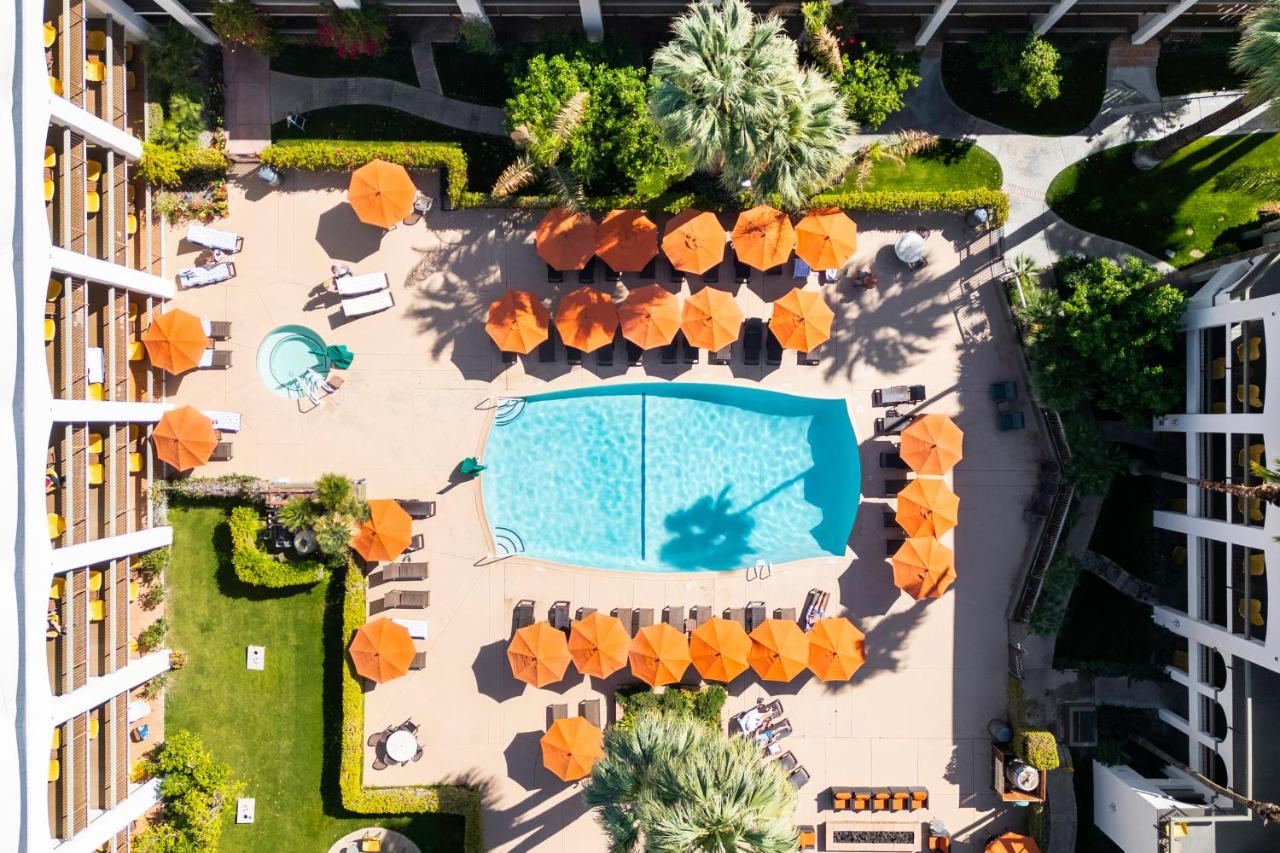 | Palm Mountain Resort & Spa