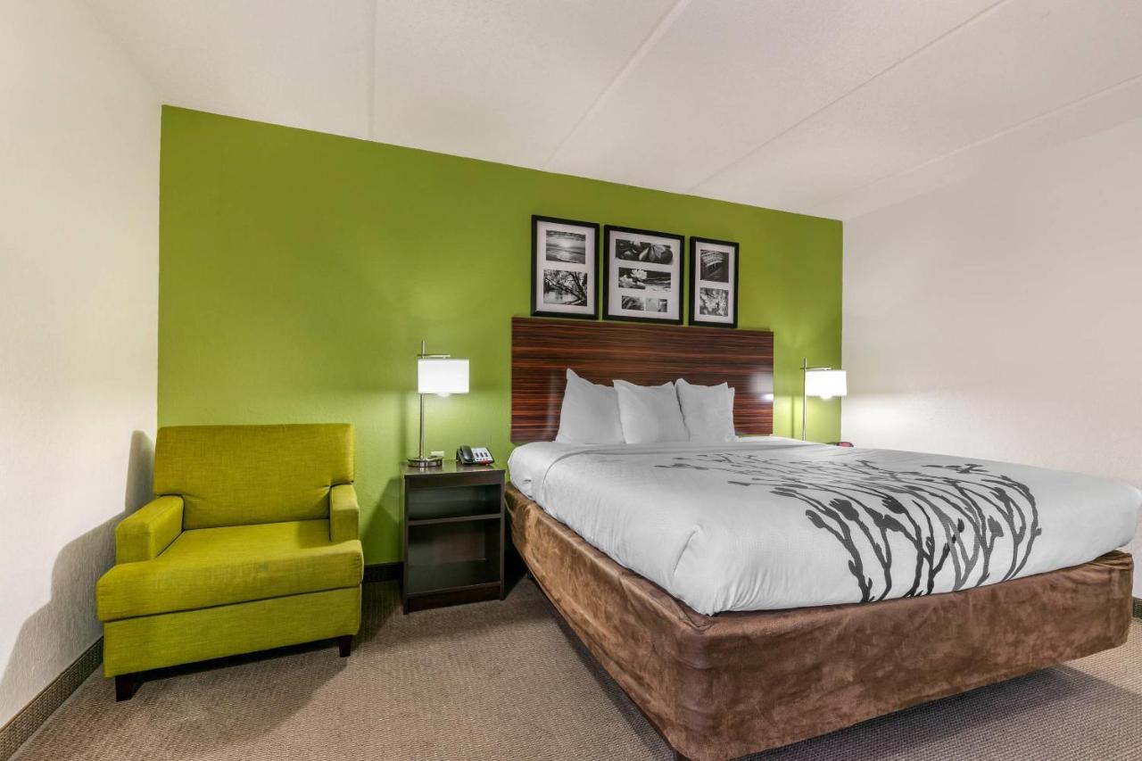 King Room - Disability Access/Non-Smoking at Sleep Inn & Suites near Sports World Blvd