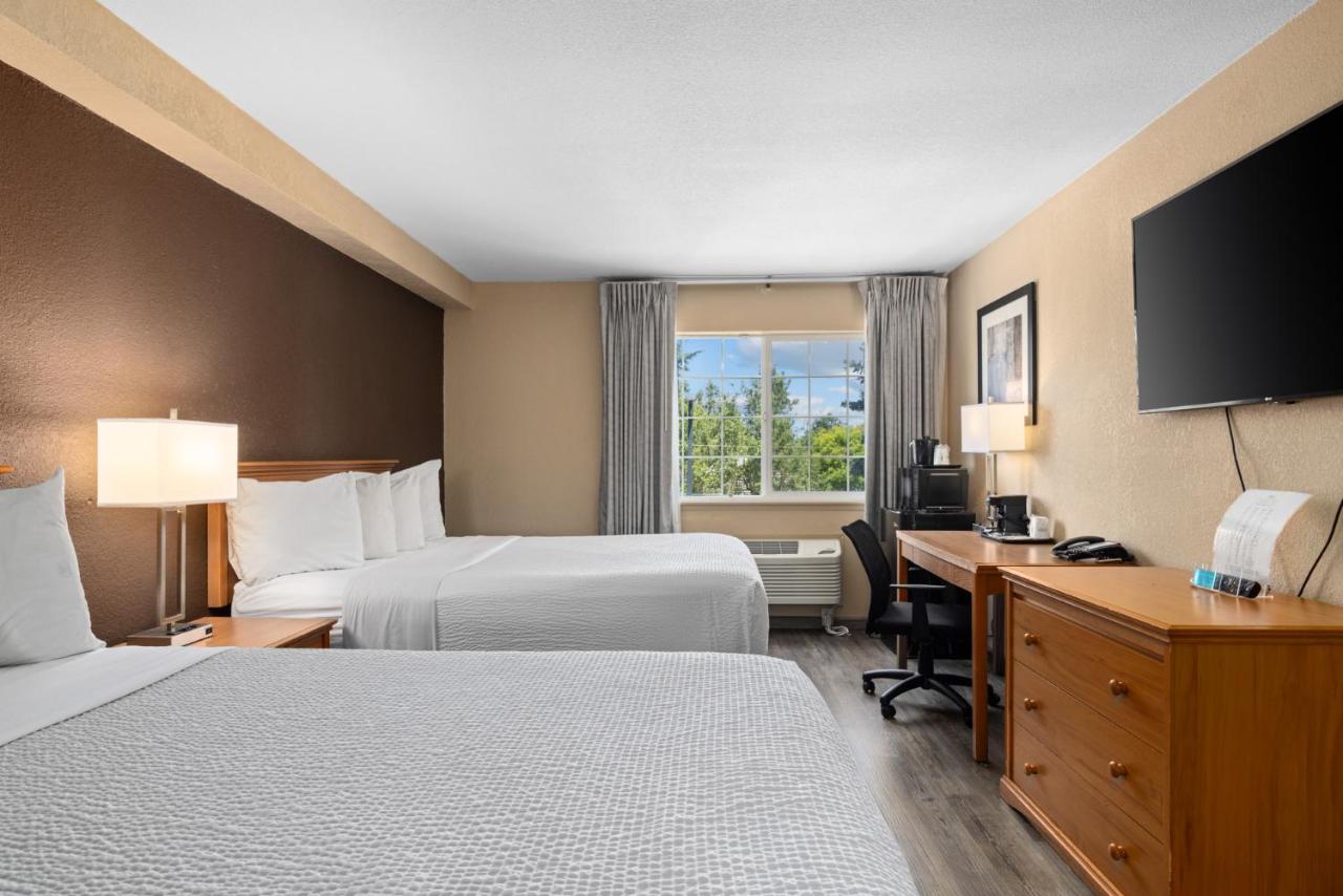 Queen Room with Two Queen Beds - Non-Smoking at Ramada by Wyndham Portland