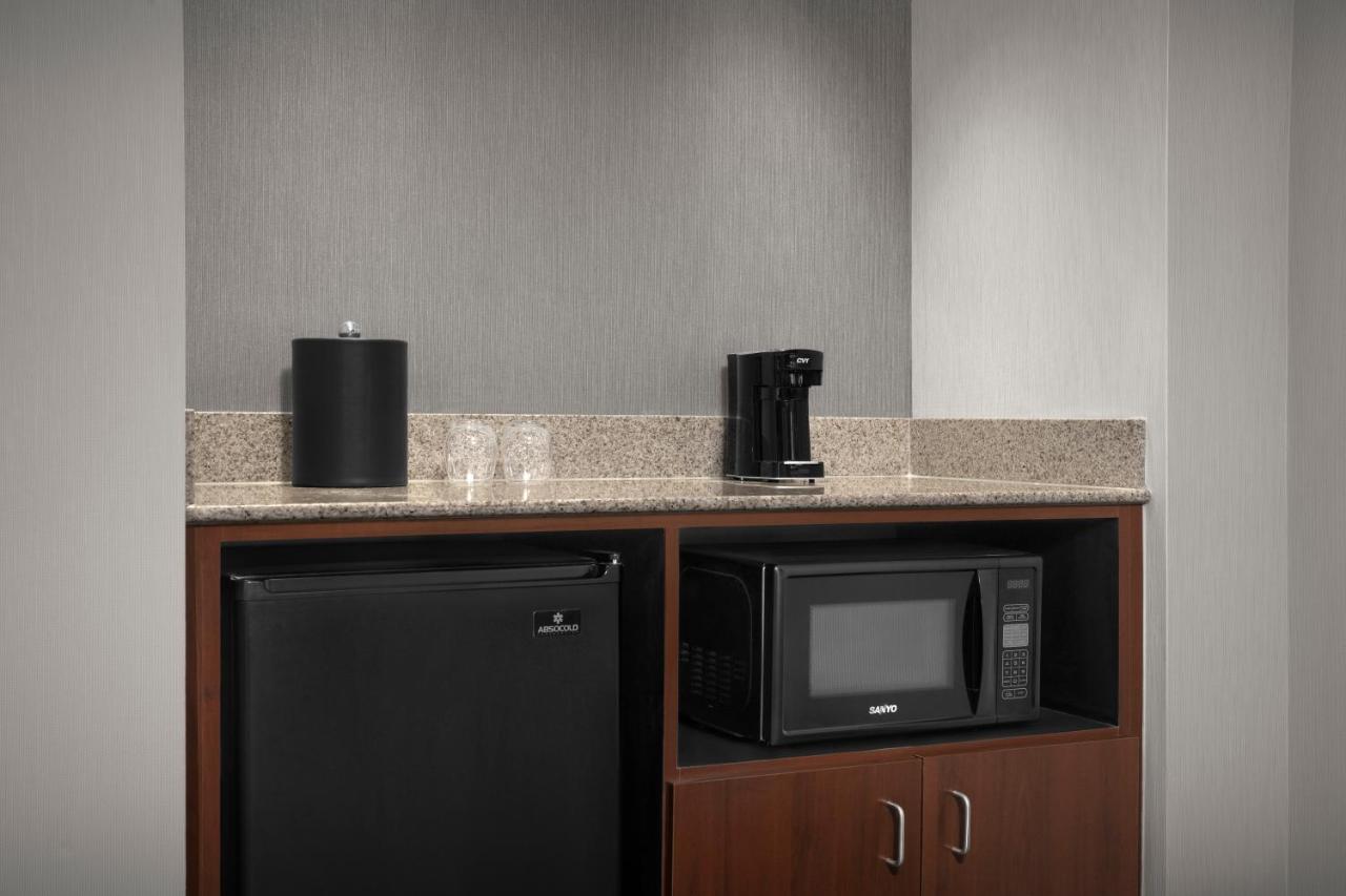 One-Bedroom Suite with Two Double Beds at Courtyard by Marriott Spokane Downtown at the Convention Ctr