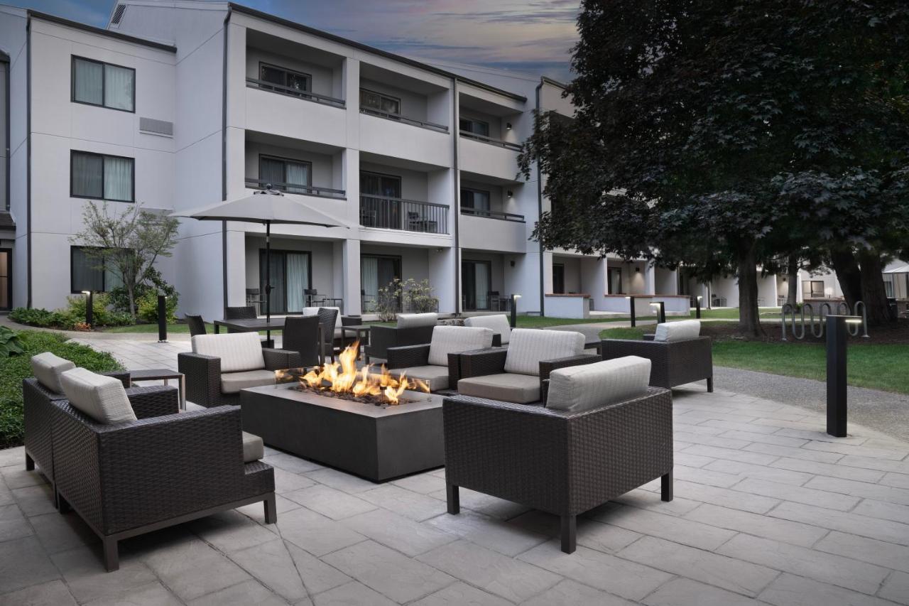 | Courtyard by Marriott Spokane Downtown at the Convention Ctr