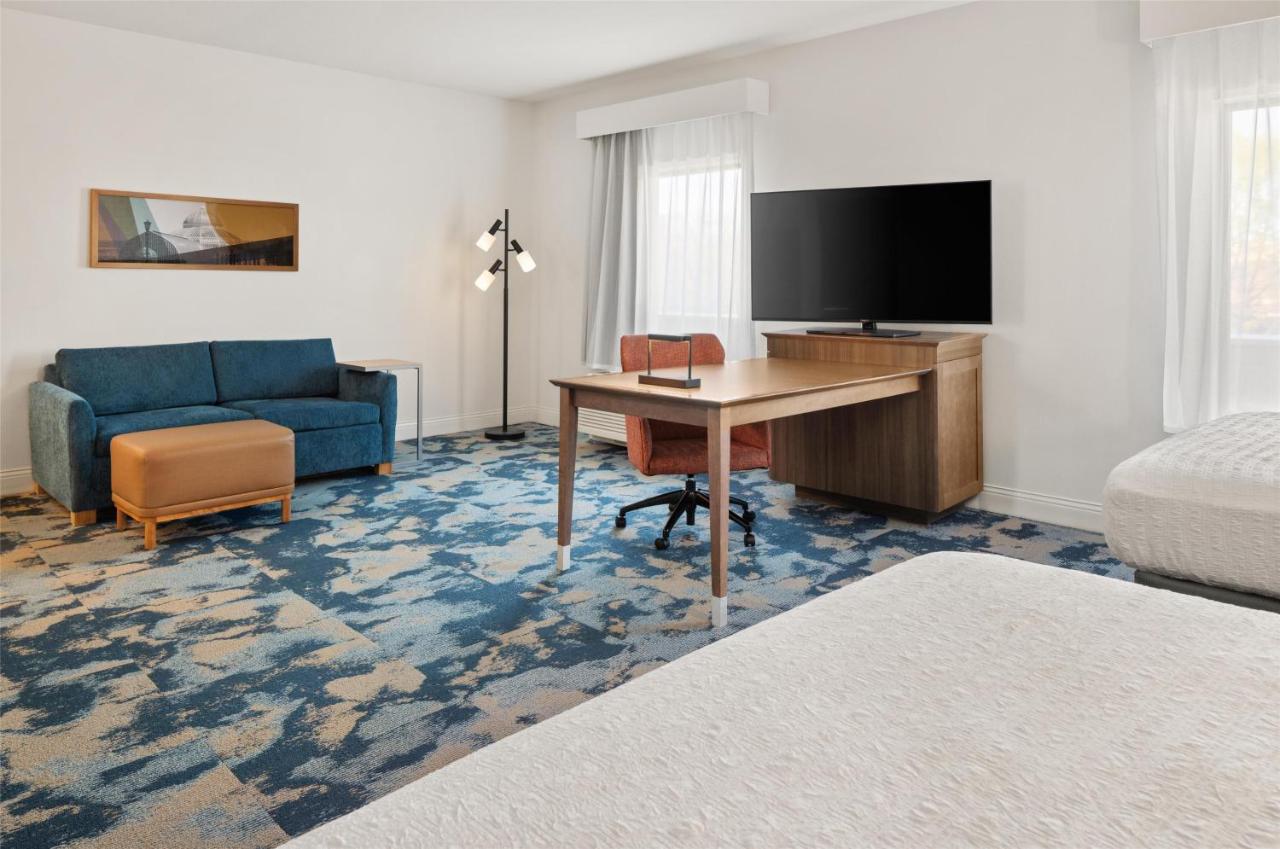 Queen Suite with Two Queen Beds at Hampton Inn Minneapolis-Roseville