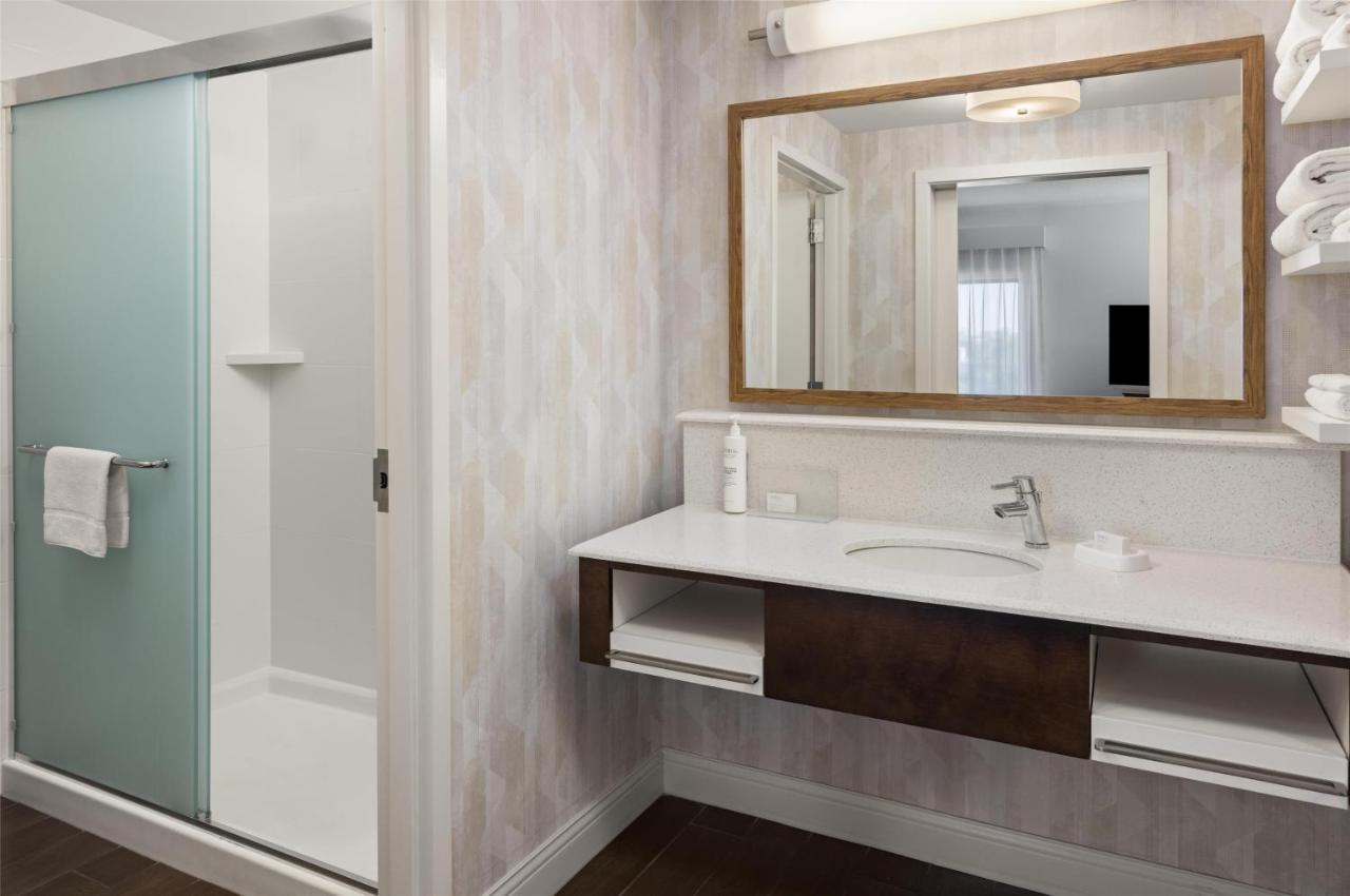 Queen Suite with Two Queen Beds at Hampton Inn Minneapolis-Roseville