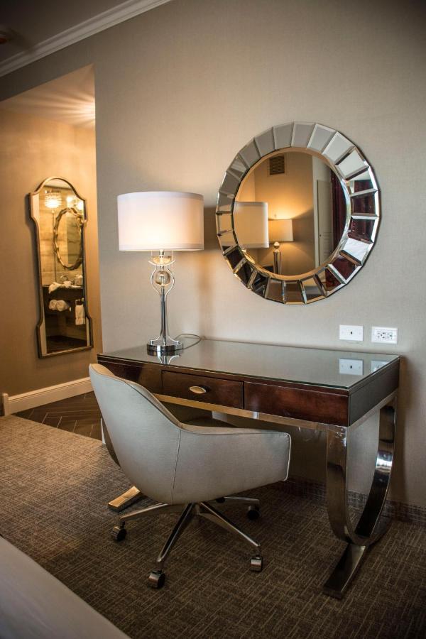 | The Delavan Hotel