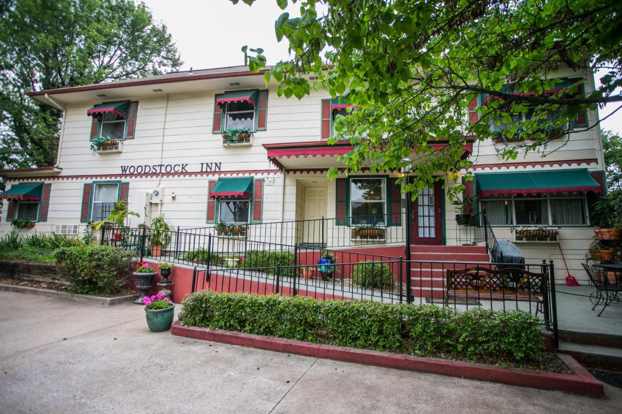  | Woodstock Inn Bed & Breakfast