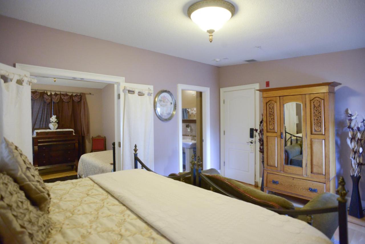  | Naomi's Inn Bed & Breakfast