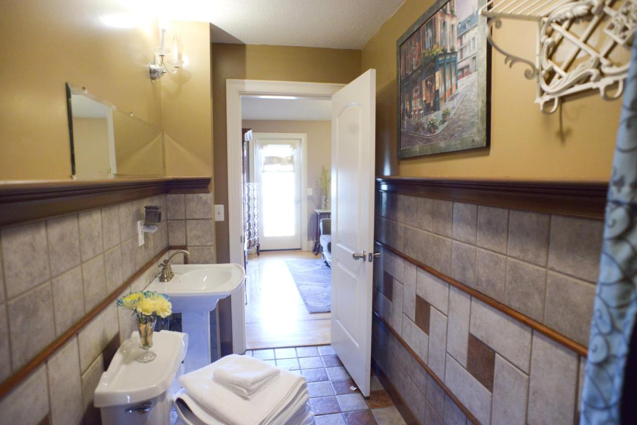  | Naomi's Inn Bed & Breakfast