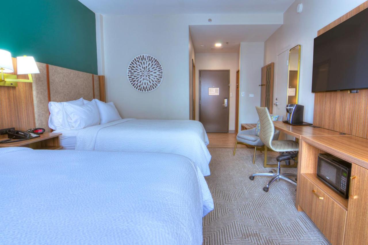 Queen Room with Two Queen Beds - Non-Smoking at Holiday Inn Gainesville - University Center by IHG