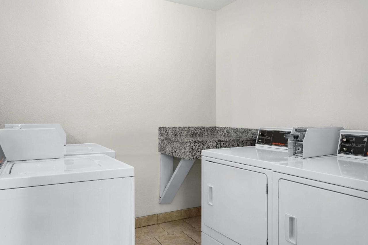  | SureStay Hotel by Best Western Cedar Rapids