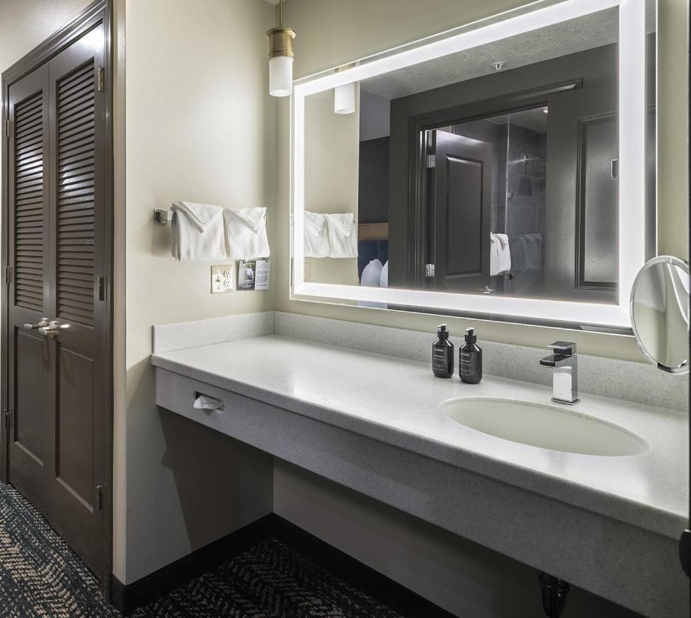 Two Queen Suites at The Rockwell Inn