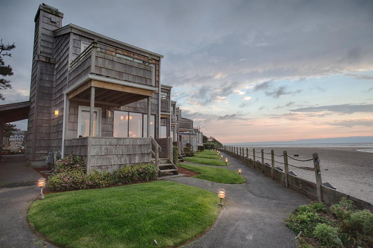 Flagship - Ocean Front King Studio at The Waves