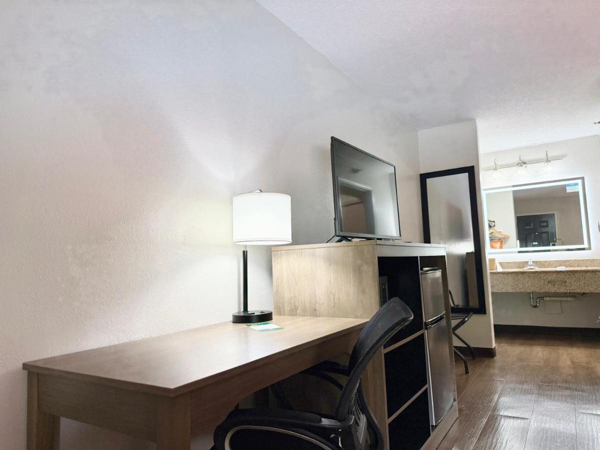 Double Room with Two Double Beds at Quality Inn & Suites Greenville I-65