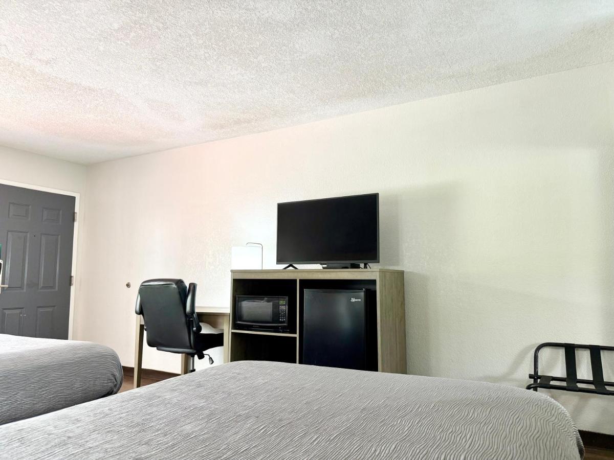 Double Room with Two Double Beds at Quality Inn & Suites Greenville I-65