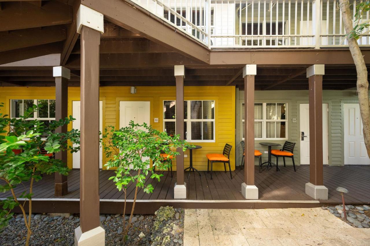  | Truman Hotel