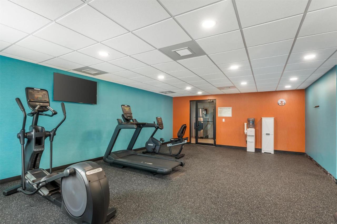  | Manchester Inn and Suites