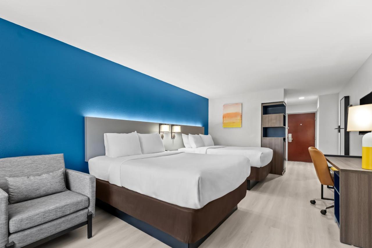 Queen Room with Two Queen Beds - Non-Smoking at Comfort Inn & Suites Perry National Fairgrounds Area