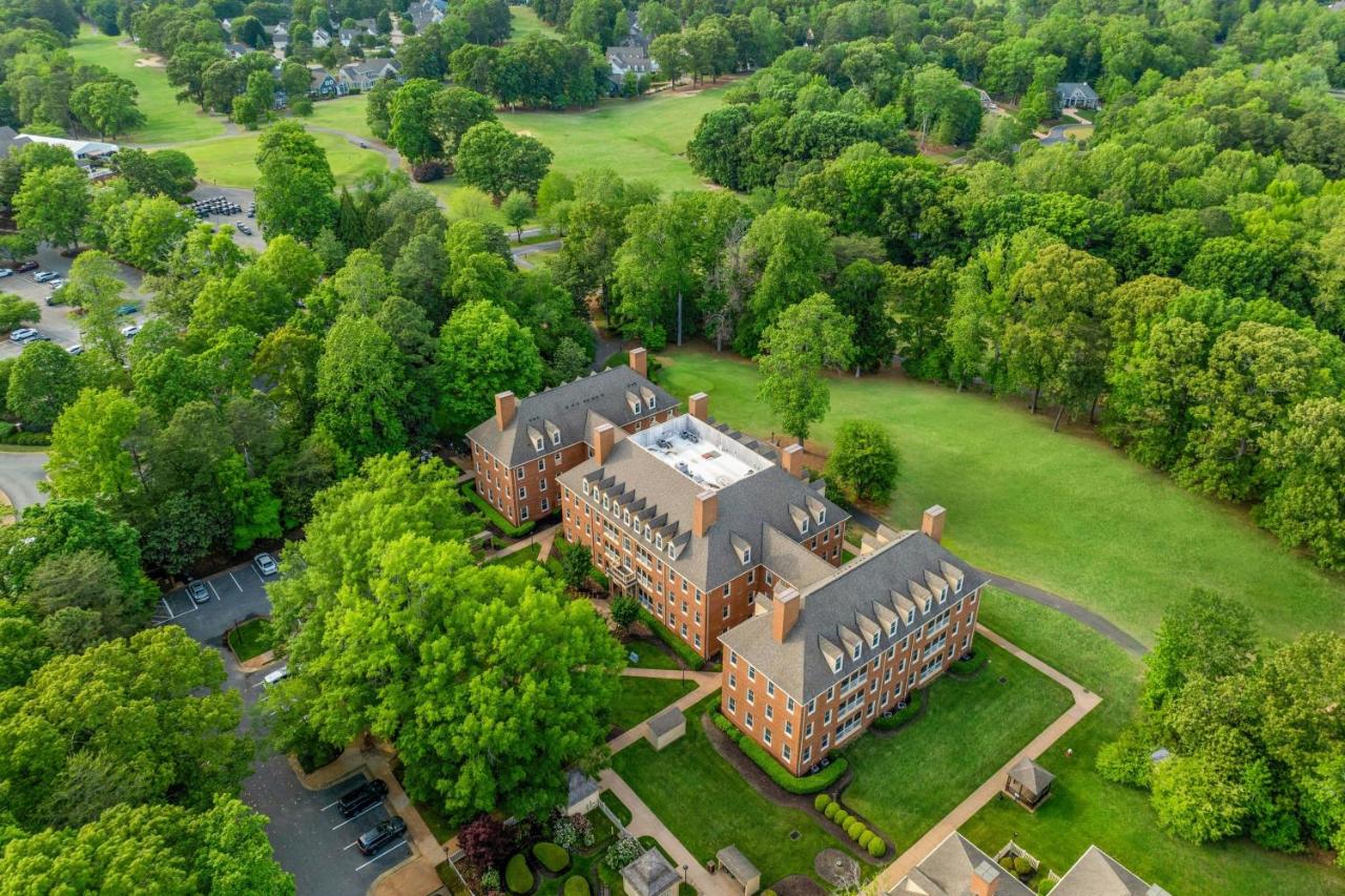 | Marriott's Manor Club at Ford's Colony