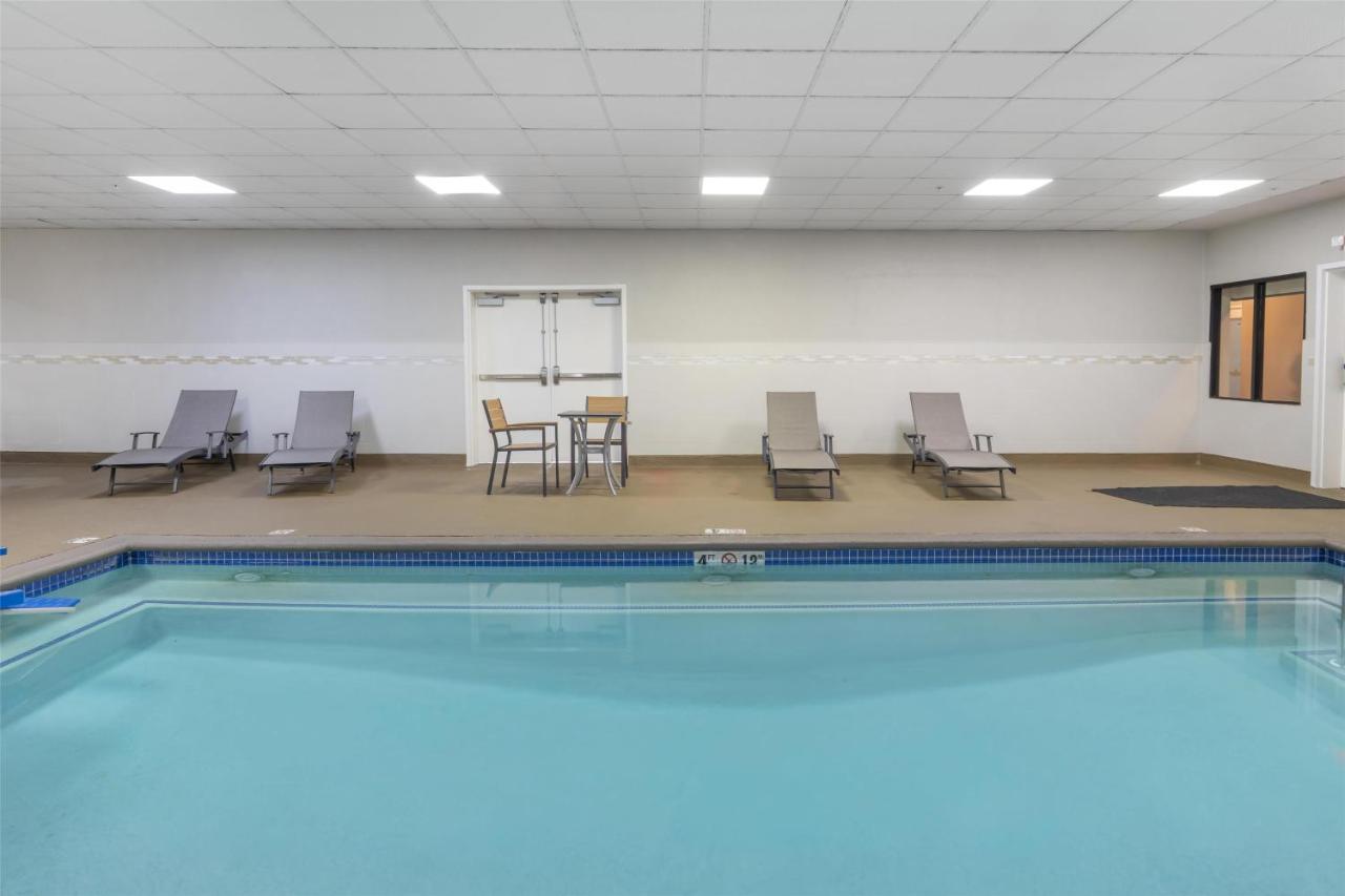 | Best Western Plus Hotel At The Convention Center